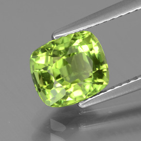Peridoto verde natural 2,10ct, almofada cortada, VS
