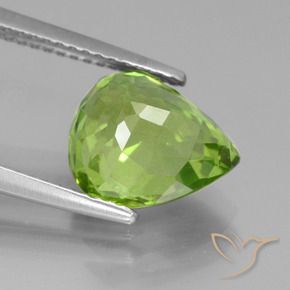 Peridoto verde natural 4,07ct, formato de pêra, VS