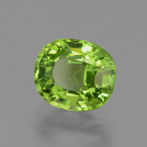 Peridoto Verde médio Natural 2.28ct, oval, VS
