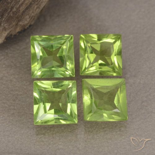 2.67ctw Natural verde vivo Peridoto, Quadrado, VS