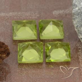 Pedras preciosas de Peridoto Verde médio natural de 2.85 ct, Quadrado, VS