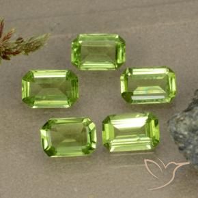Pedras preciosas de Peridoto Verde médio natural de 2.37 ct, Corte Octógono / Esmeralda, VVS-VS