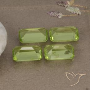 Pedras preciosas de Peridoto Verde médio natural de 2.02 ct, Corte Octógono / Esmeralda, VVS-VS