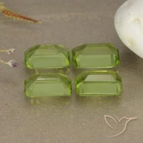 Pedras preciosas de Peridoto Verde médio natural de 2.29 ct, Corte Octógono / Esmeralda, VVS-VS