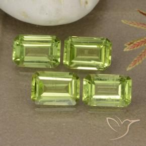 Pedras preciosas de Peridoto verde vivo natural de 2.62 ct, Corte Octógono / Esmeralda, VVS-VS