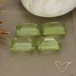Pedras preciosas de Peridoto verde vivo natural de 2.62 ct, Corte Octógono / Esmeralda, VVS-VS