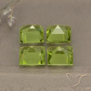 Pedras preciosas de Peridoto Verde médio natural de 4.33 ct, Quadrado, VVS-VS