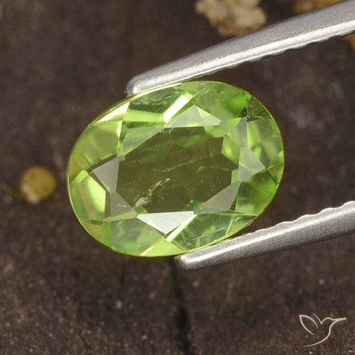 1.16ct Natural Verde médio Peridoto, oval, VS