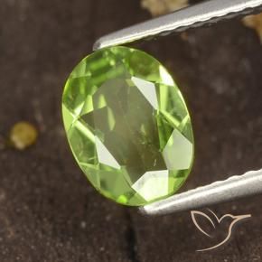 Peridoto Verde médio Natural 1.16ct, oval, VS
