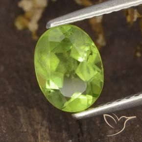 Peridoto Verde médio Natural 1.38ct, oval, VS