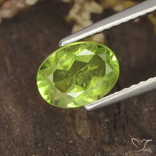 1.38ct Natural Verde médio Peridoto, oval, VS