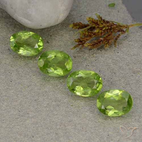 4.95ctw Natural verde vivo Peridoto, oval, VS