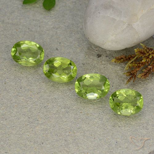 5.53ctw Natural verde vivo Peridoto, oval, VS