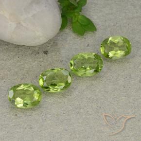 Pedras preciosas de Peridoto Verde Vivo Claro natural de 4.40 ct, oval, VS