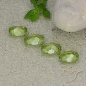 Pedras preciosas de Peridoto Verde Vivo Claro natural de 4.40 ct, oval, VS