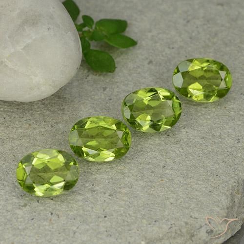 Pedras preciosas de Peridoto verde vivo natural de 4.90 ct, oval, VS