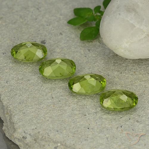 Pedras preciosas de Peridoto verde vivo natural de 4.90 ct, oval, VS