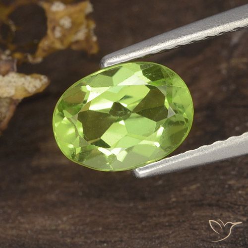 1.31ct Natural Verde médio Peridoto, oval, VS