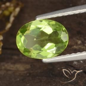 Peridoto Verde Médio-Claro Natural 1.20ct, oval, VS