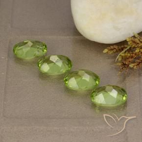 Pedras preciosas de Peridoto Verde médio natural de 5.26 ct, oval, VS