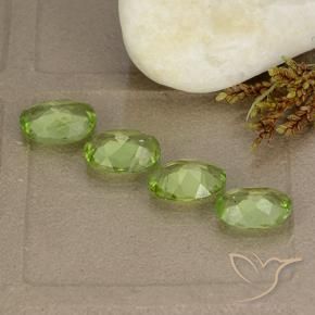 Pedras preciosas de Peridoto Verde Vivo Claro natural de 4.15 ct, oval, VS