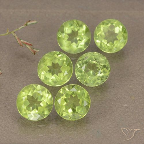 2.86ctw Natural Verde Vivo Claro Peridoto, Redondo, VVS-VS