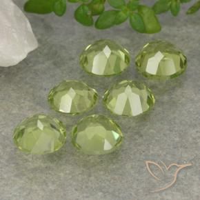Pedras preciosas de Peridoto Luz verde natural de 2.22 ct, Redondo, VVS-VS