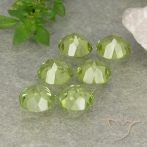 Pedras preciosas de Peridoto Luz verde natural de 2.42 ct, Redondo, VVS-VS