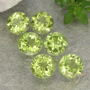 Pedras preciosas de Peridoto Luz verde natural de 2.44 ct, Redondo, VVS-VS