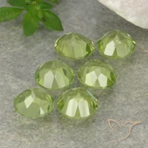 Pedras preciosas de Peridoto Luz verde natural de 2.44 ct, Redondo, VVS-VS