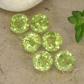 Pedras preciosas de Peridoto Luz verde natural de 2.73 ct, Redondo, VVS-VS