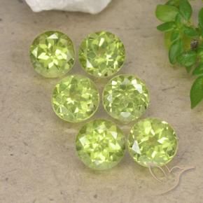 Pedras preciosas de Peridoto Luz verde natural de 2.52 ct, Redondo, VVS-VS