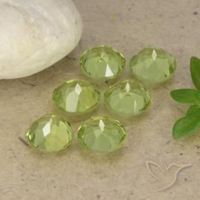 Pedras preciosas de Peridoto Luz verde natural de 2.61 ct, Redondo, VVS-VS