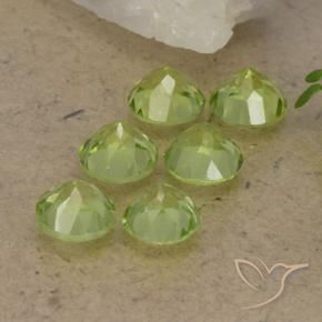 Pedras preciosas de Peridoto Luz verde natural de 2.58 ct, Redondo, VVS-VS