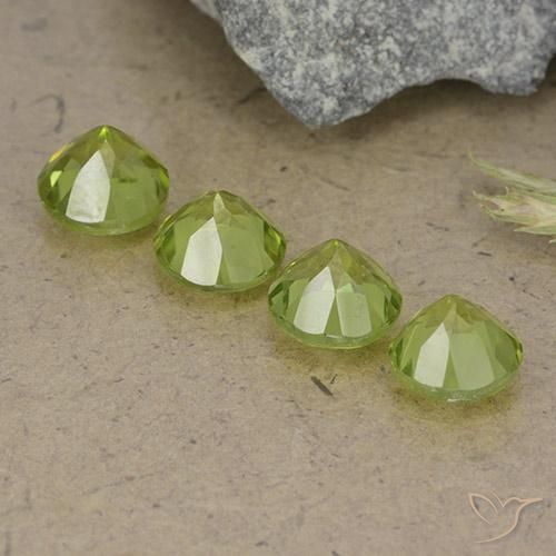 Pedras preciosas de Peridoto Verde Vivo Claro natural de 3.90 ct, Redondo, VVS-VS