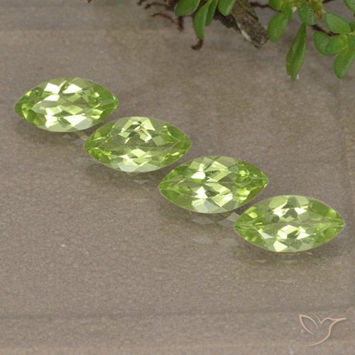 1.72ctw Natural Verde Vivo Claro Peridoto, Marquesa, VVS-VS