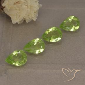 Pedras preciosas de Peridoto Verde Vivo Claro natural de 2.61 ct, Formato de pêra, VVS-VS