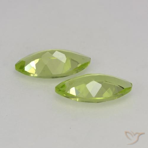 Pedras preciosas de Peridoto Luz verde natural de 0.74 ct, Marquesa, VS