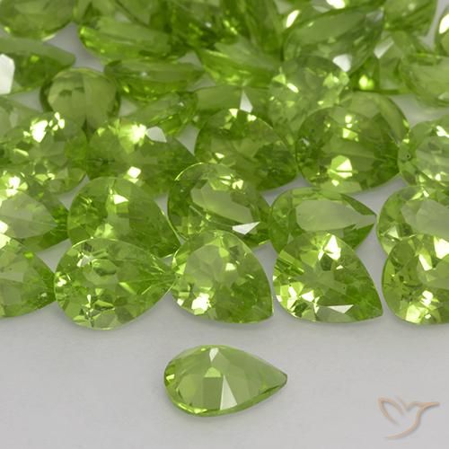 Peridoto Verde amarelado Natural 1.08ct, Formato de pêra, VS