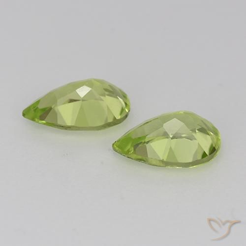Pedras preciosas de Peridoto Verde Vivo Claro natural de 0.83 ct, Formato de pêra, VVS-VS