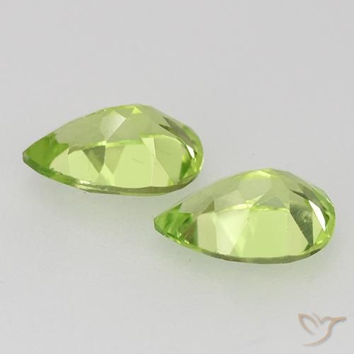 Pedras preciosas de Peridoto Verde Vivo Claro natural de 0.93 ct, Formato de pêra, VVS-VS