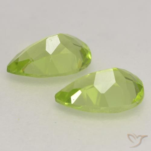 Pedras preciosas de Peridoto Verde Vivo Claro natural de 0.87 ct, Formato de pêra, VVS-VS