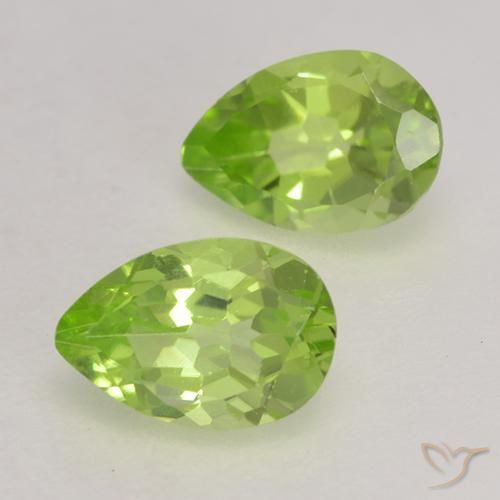 Pedras preciosas de Peridoto verde vivo natural de 0.94 ct, Formato de pêra, VVS-VS