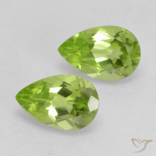 Pedras preciosas de Peridoto Verde Vivo Claro natural de 0.96 ct, Formato de pêra, VVS-VS