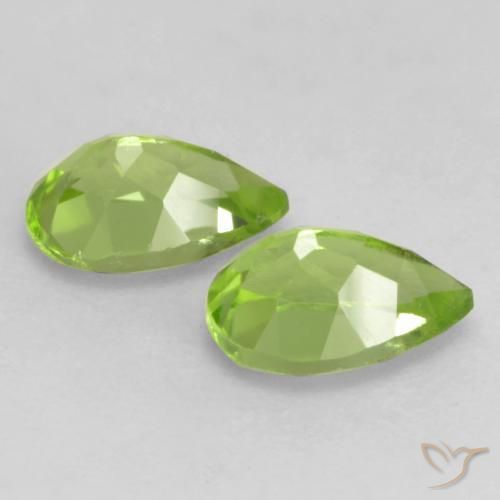 Pedras preciosas de Peridoto Verde Vivo Claro natural de 0.96 ct, Formato de pêra, VVS-VS