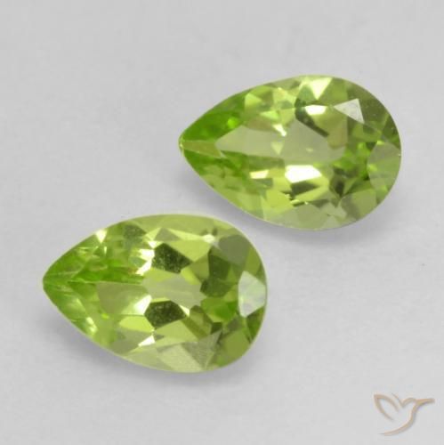 Pedras preciosas de Peridoto Verde Vivo Claro natural de 0.86 ct, Formato de pêra, VVS-VS