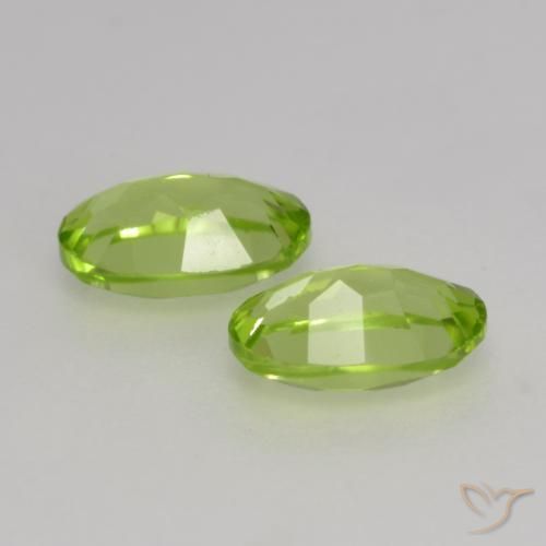 Pedras preciosas de Peridoto verde vivo natural de 0.98 ct, oval, VS