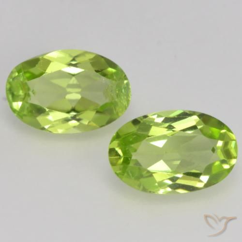 0.98ctw Natural Verde médio Peridoto, oval, VS