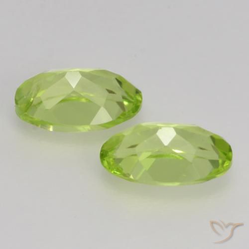 Pedras preciosas de Peridoto Verde médio natural de 0.98 ct, oval, VS