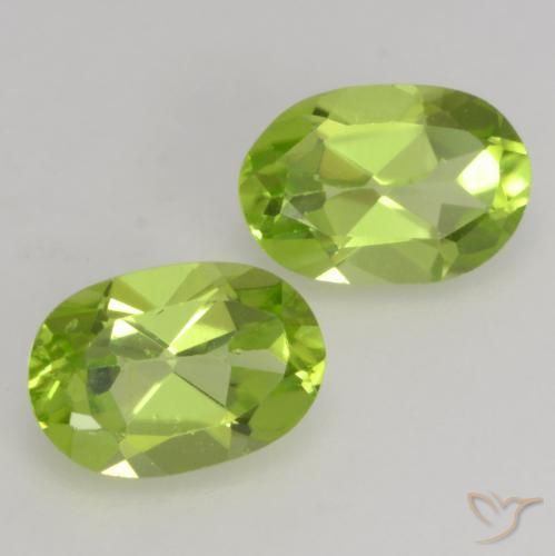 Pedras preciosas de Peridoto verde vivo natural de 1.10 ct, oval, VS
